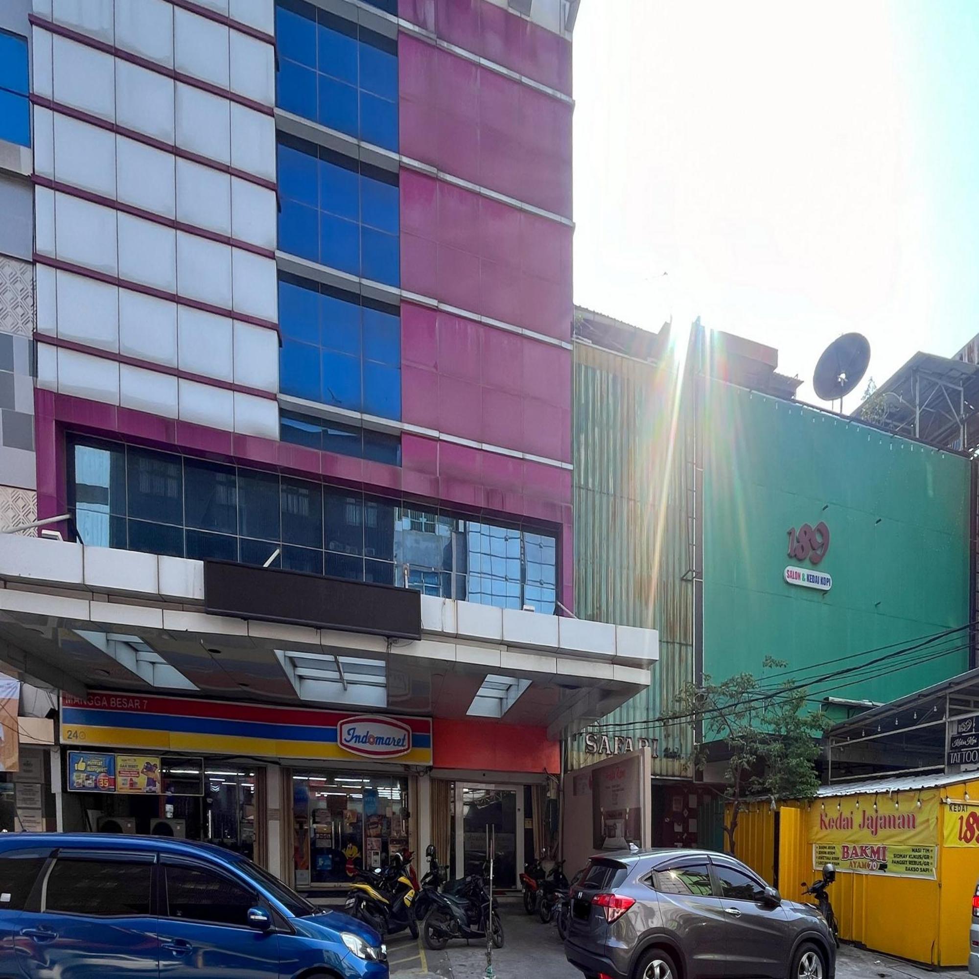Arcadia Rooms Redpartner 자카르타 외부 사진